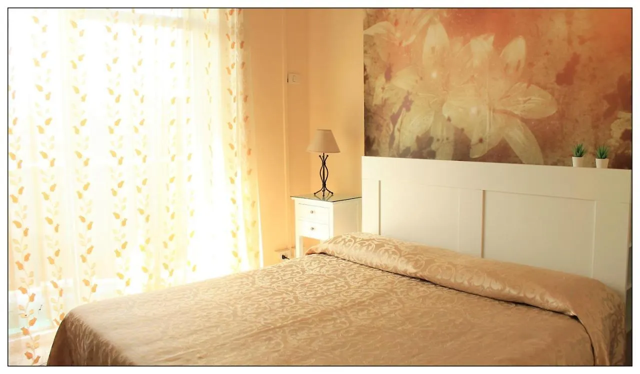 Oda ve Kahvaltı Sicilia Home B&B Katanya